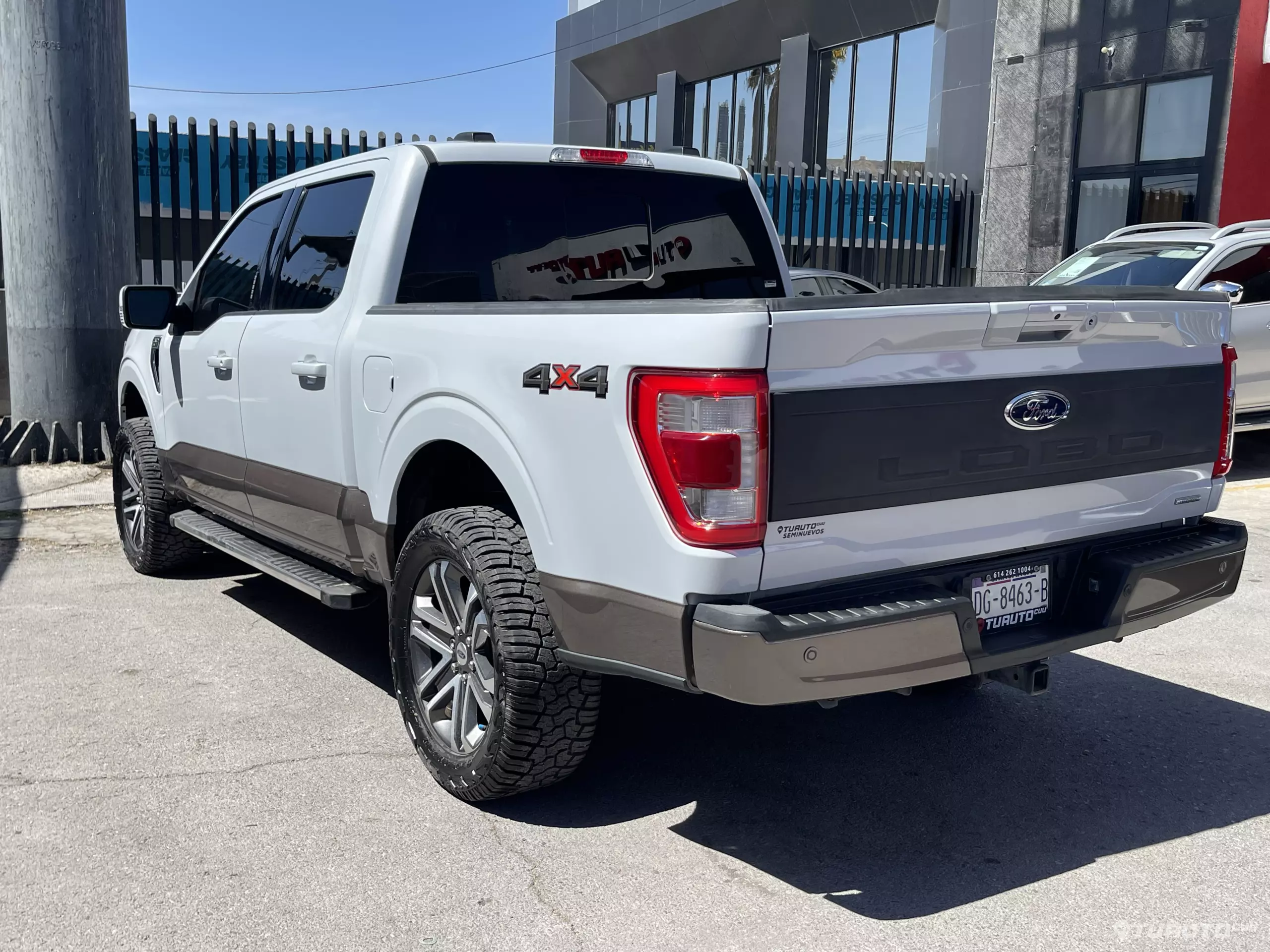 Ford Lobo Pick-Up