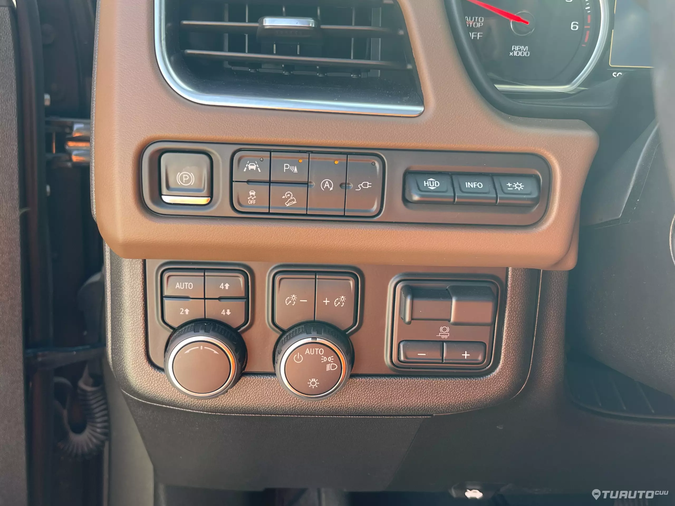 Chevrolet Tahoe VUD