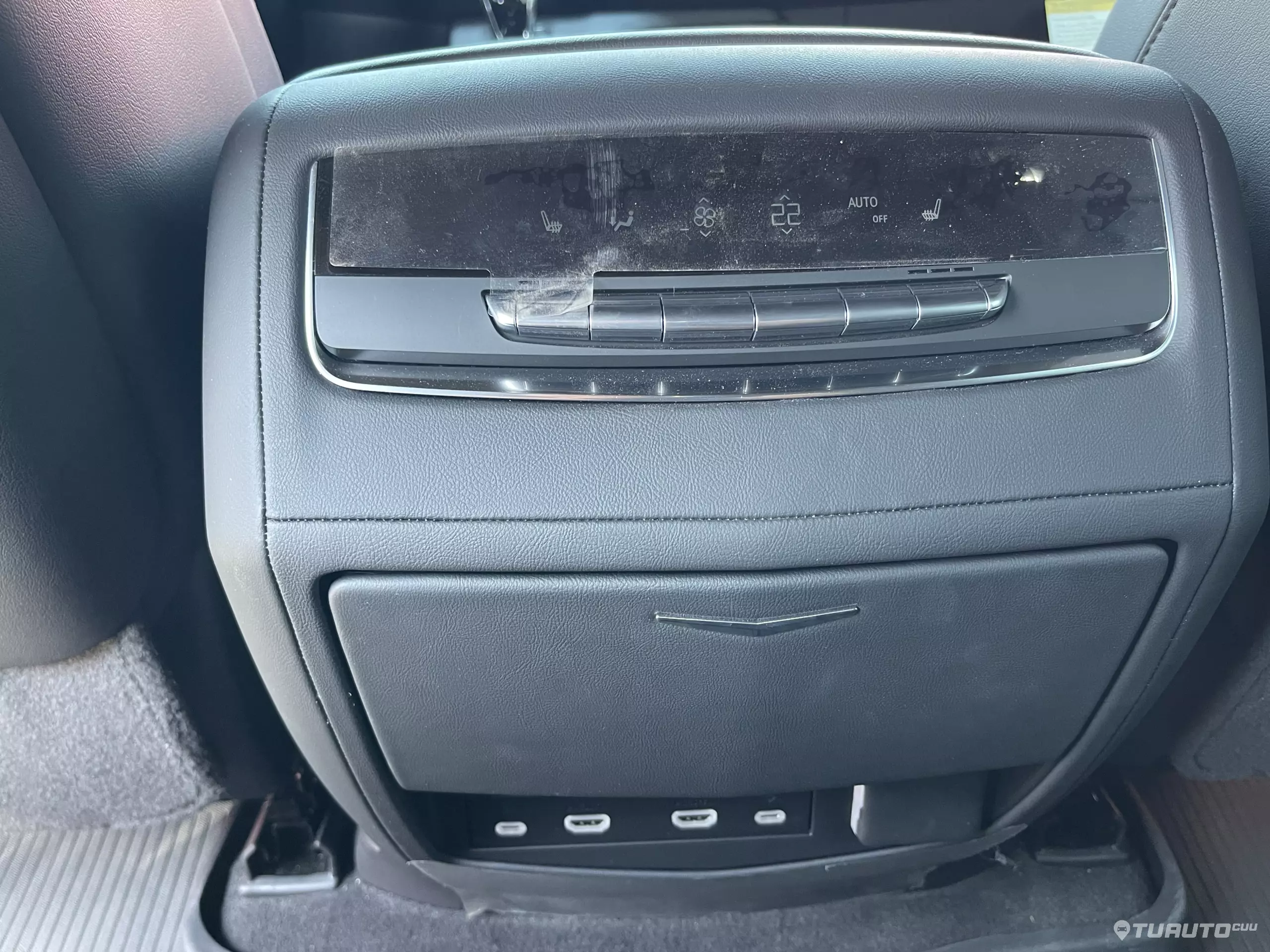 Cadillac Escalade VUD 4x4