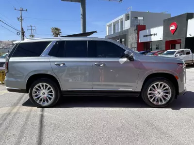 Cadillac Escalade VUD 4x4 2024