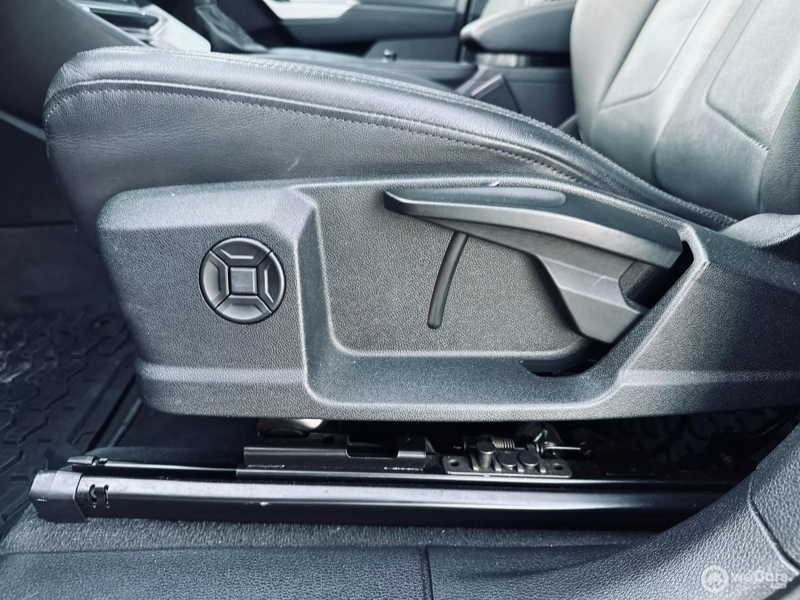 Audi Q3 VUD