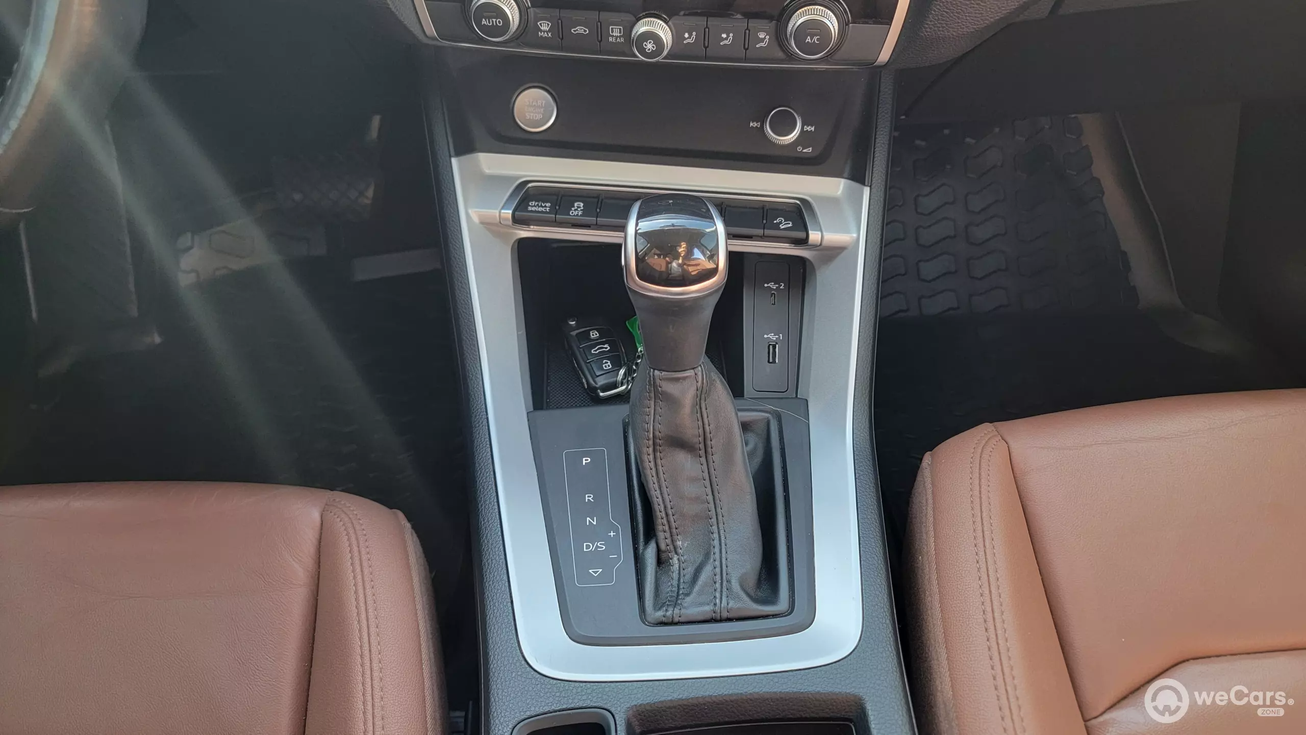 Audi Q3 VUD