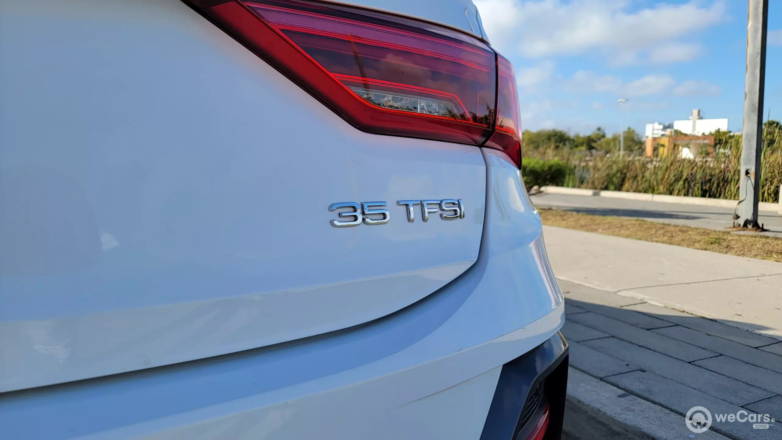 Audi Q3 VUD