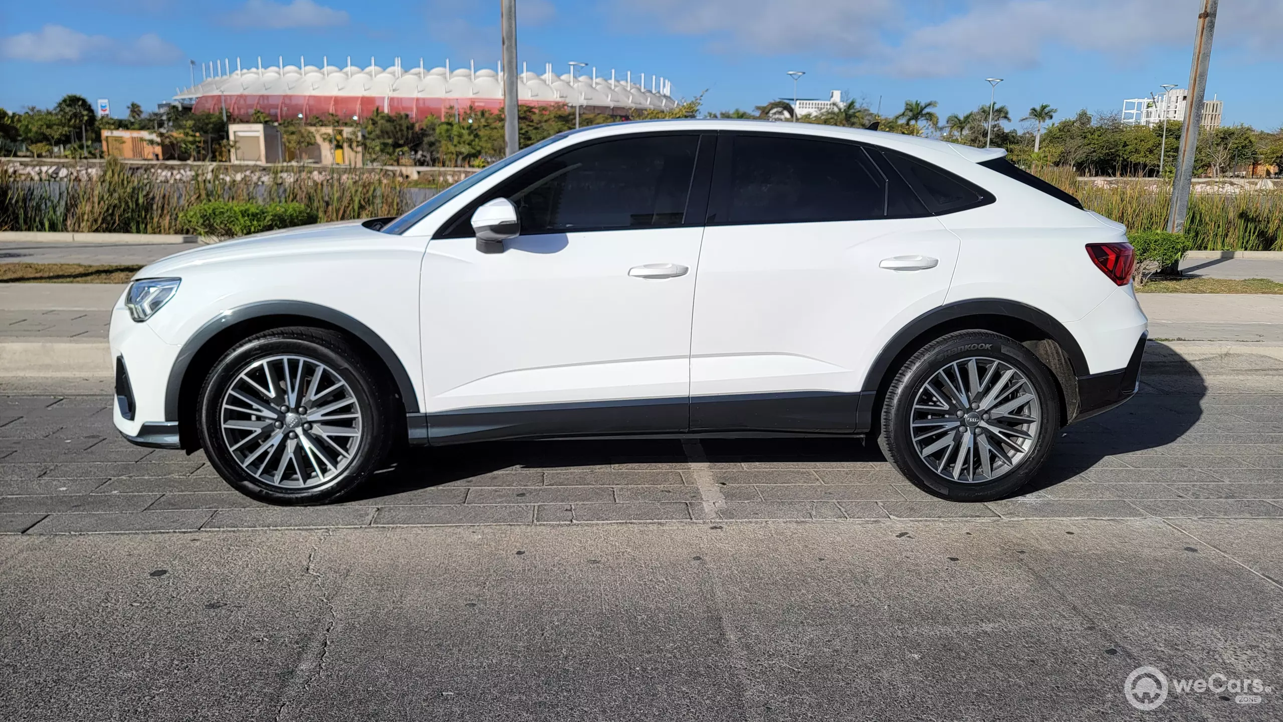 Audi Q3 VUD