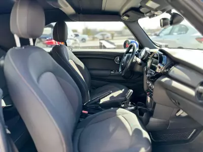 Mini Convertible 2019