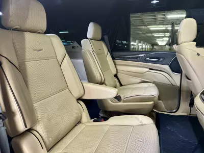 Cadillac Escalade VUD 2021