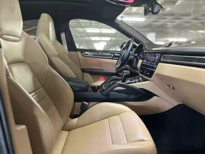 Porsche Cayenne VUD 2023