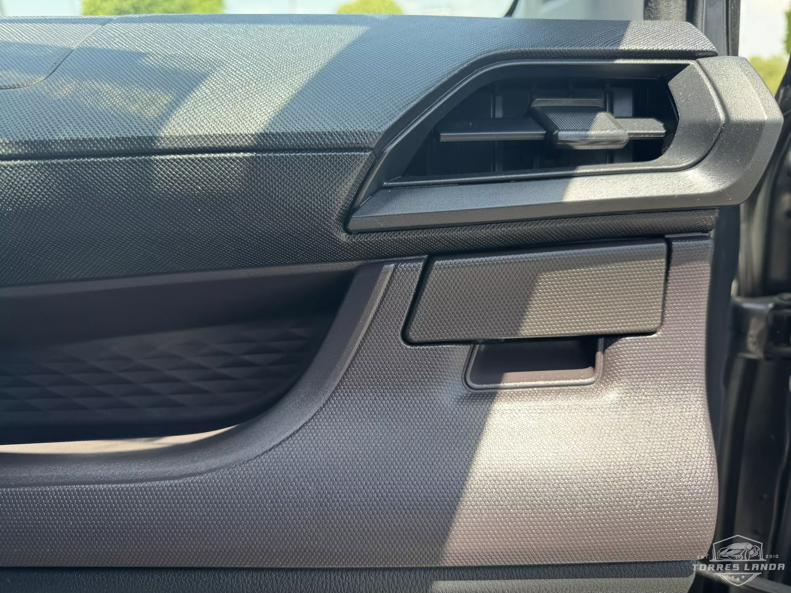 Toyota Avanza Minivan