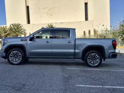 GMC Sierra Pick-Up 4x4 2024