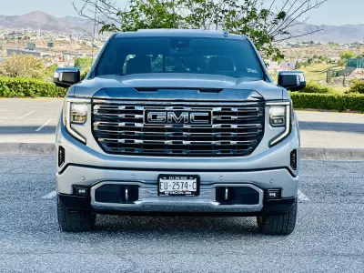 GMC Sierra Pick-Up 4x4 2024