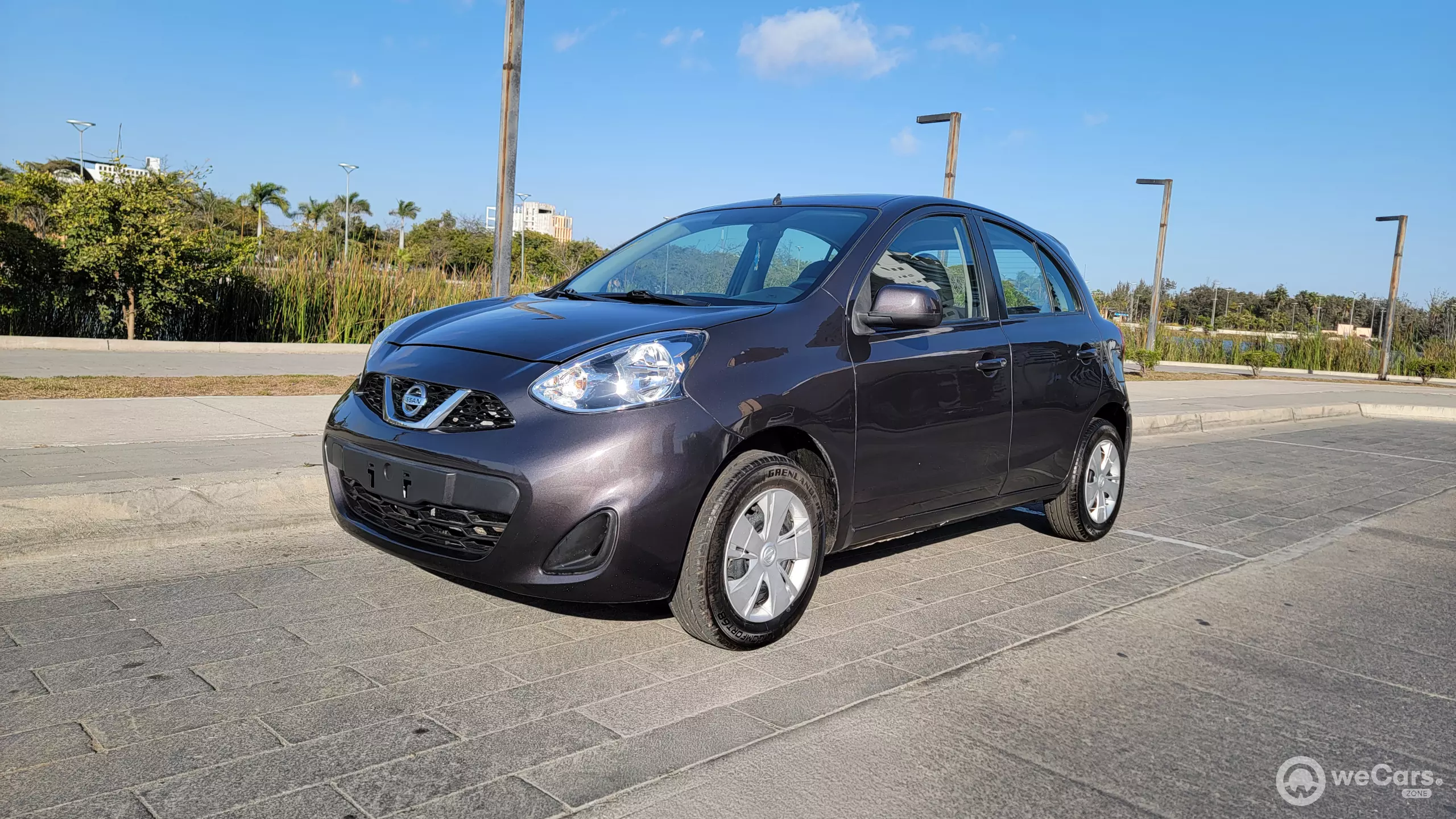 Nissan March 2020