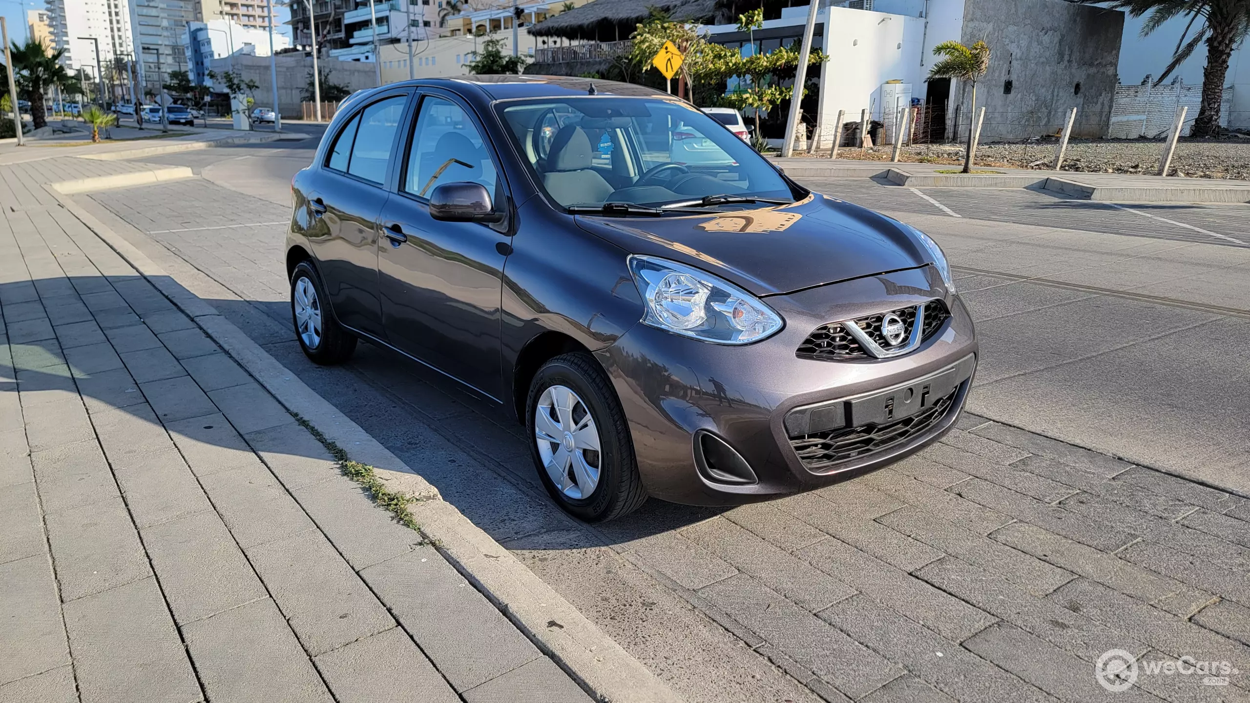 Nissan March