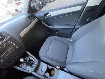 Volkswagen Jetta A6 2016