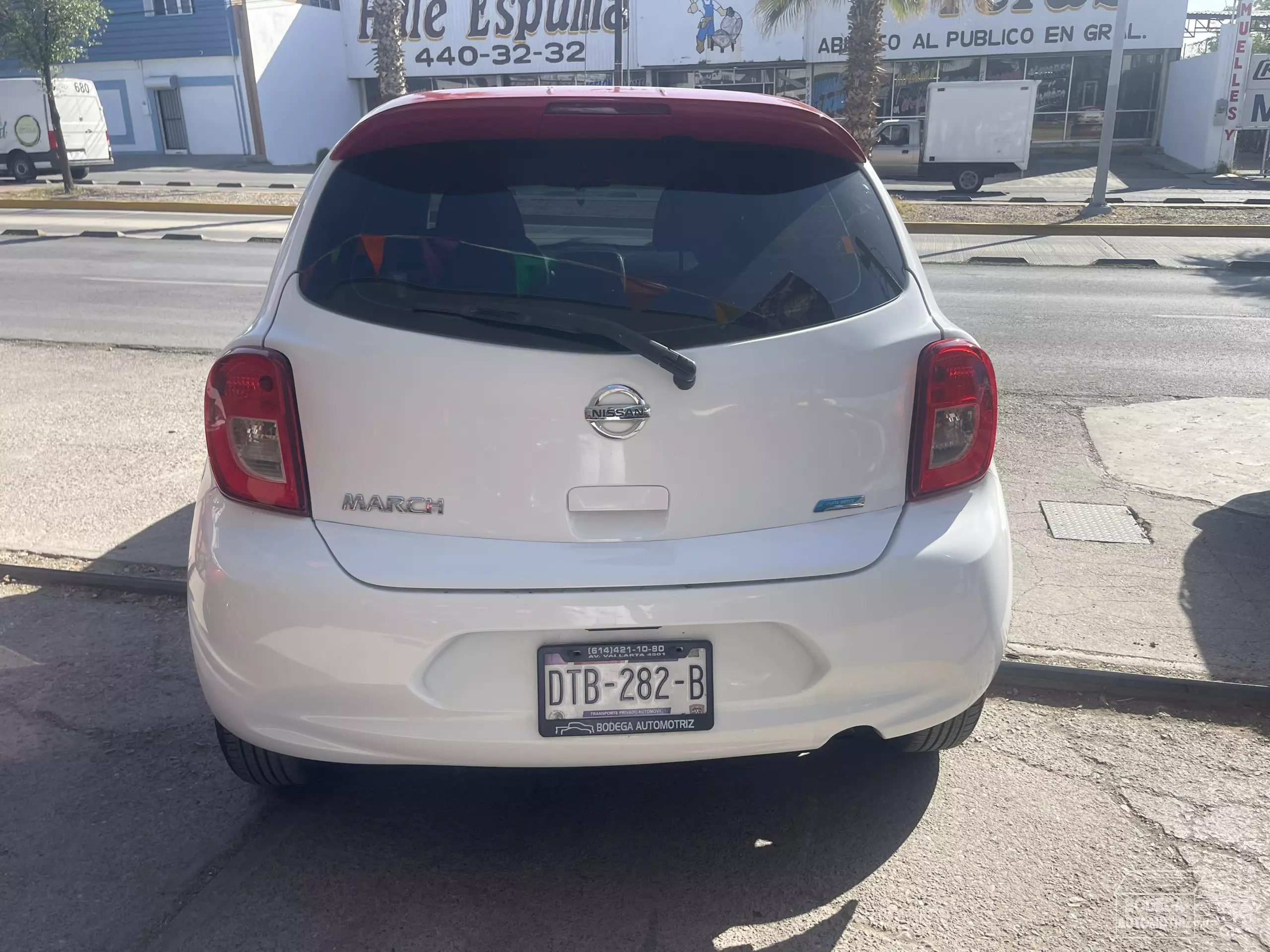 Nissan March