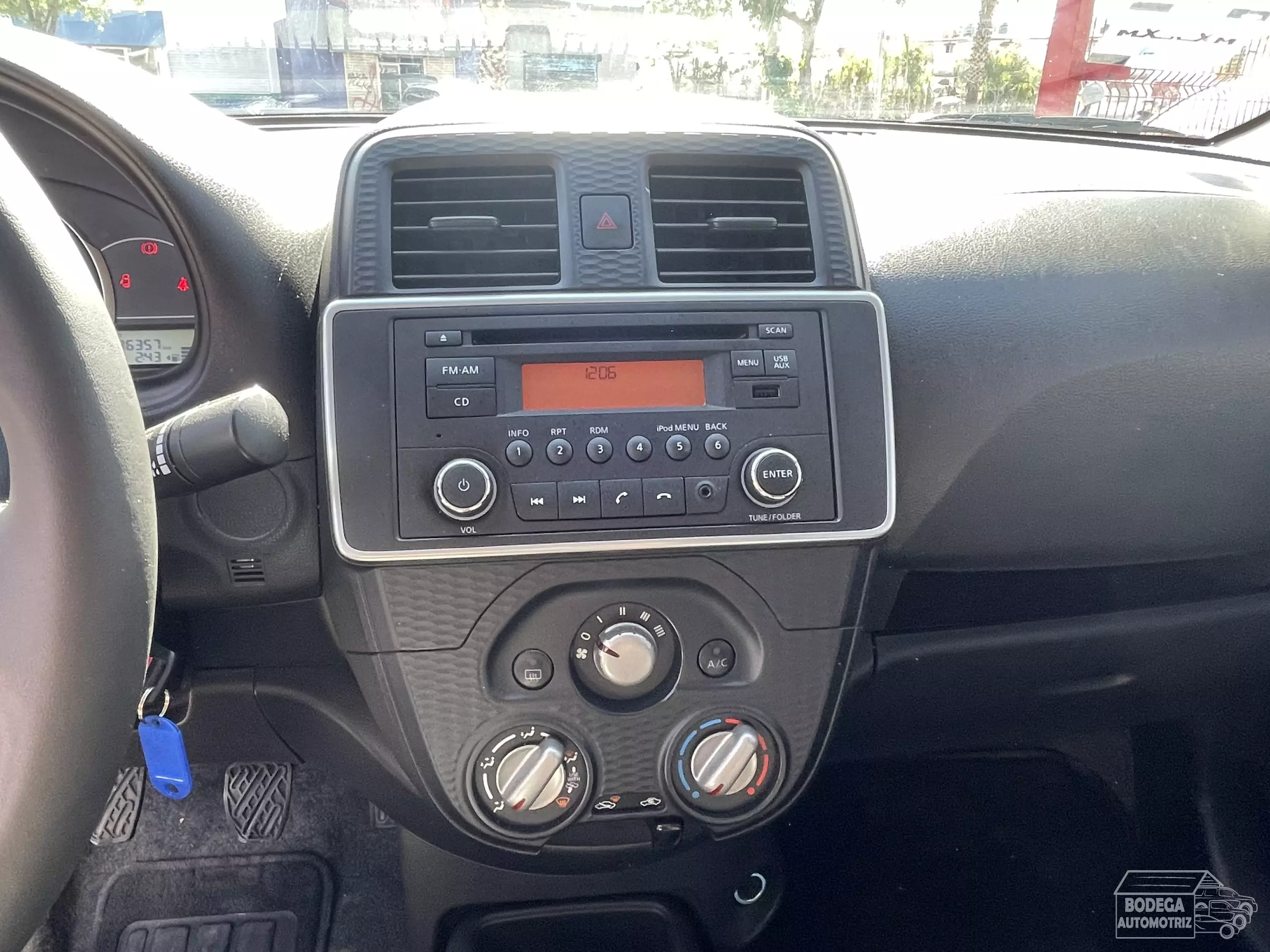 Nissan March