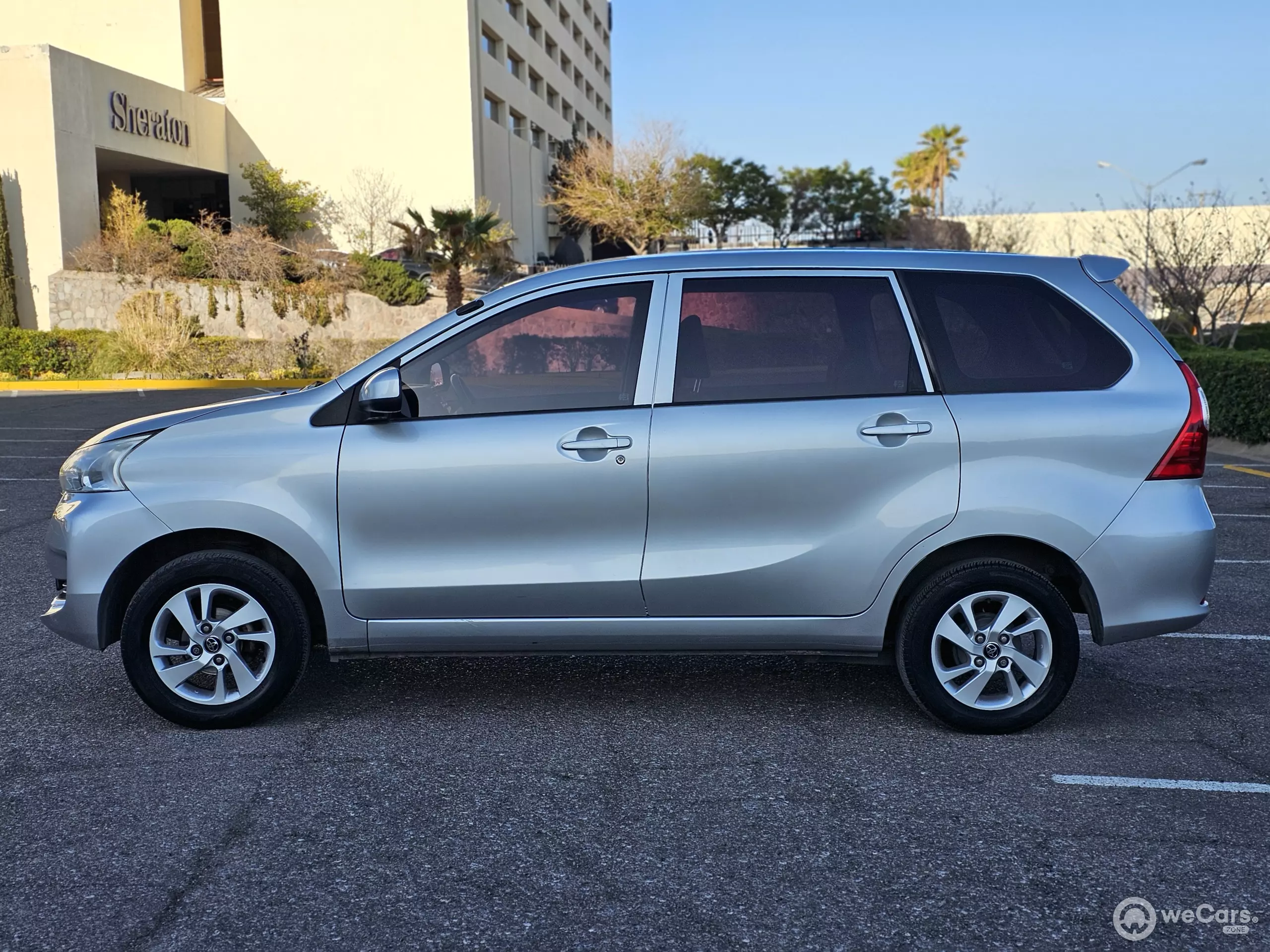 Toyota Avanza Minivan