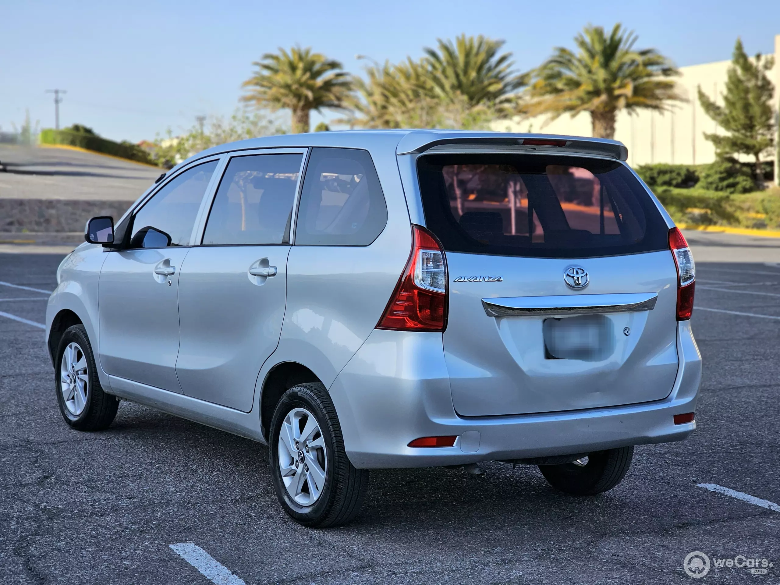 Toyota Avanza Minivan