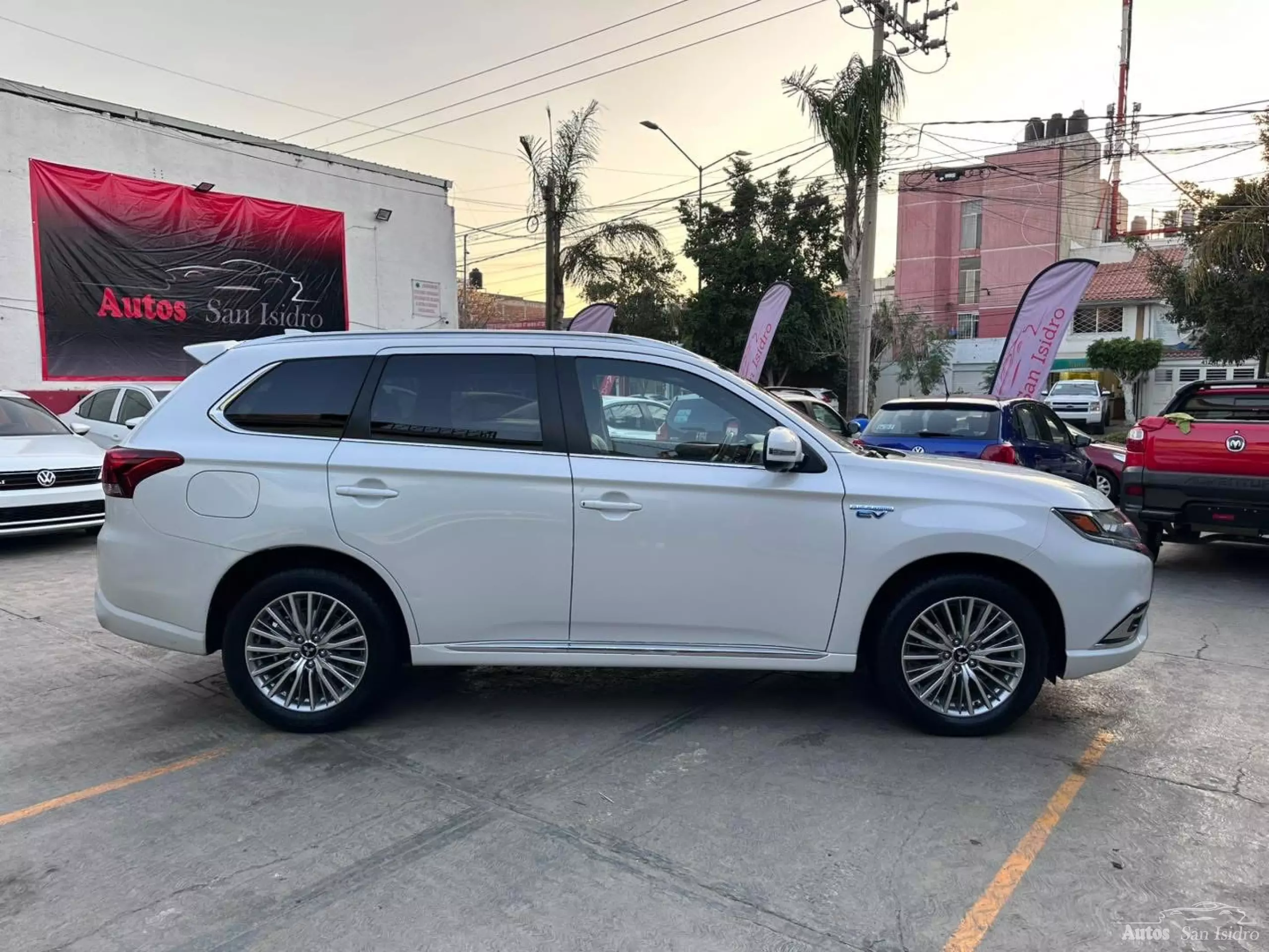 Mitsubishi Outlander VUD