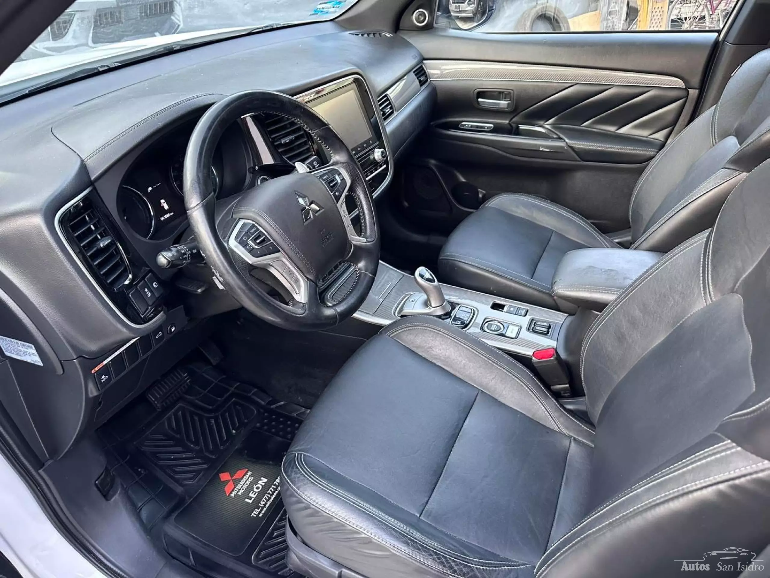 Mitsubishi Outlander VUD