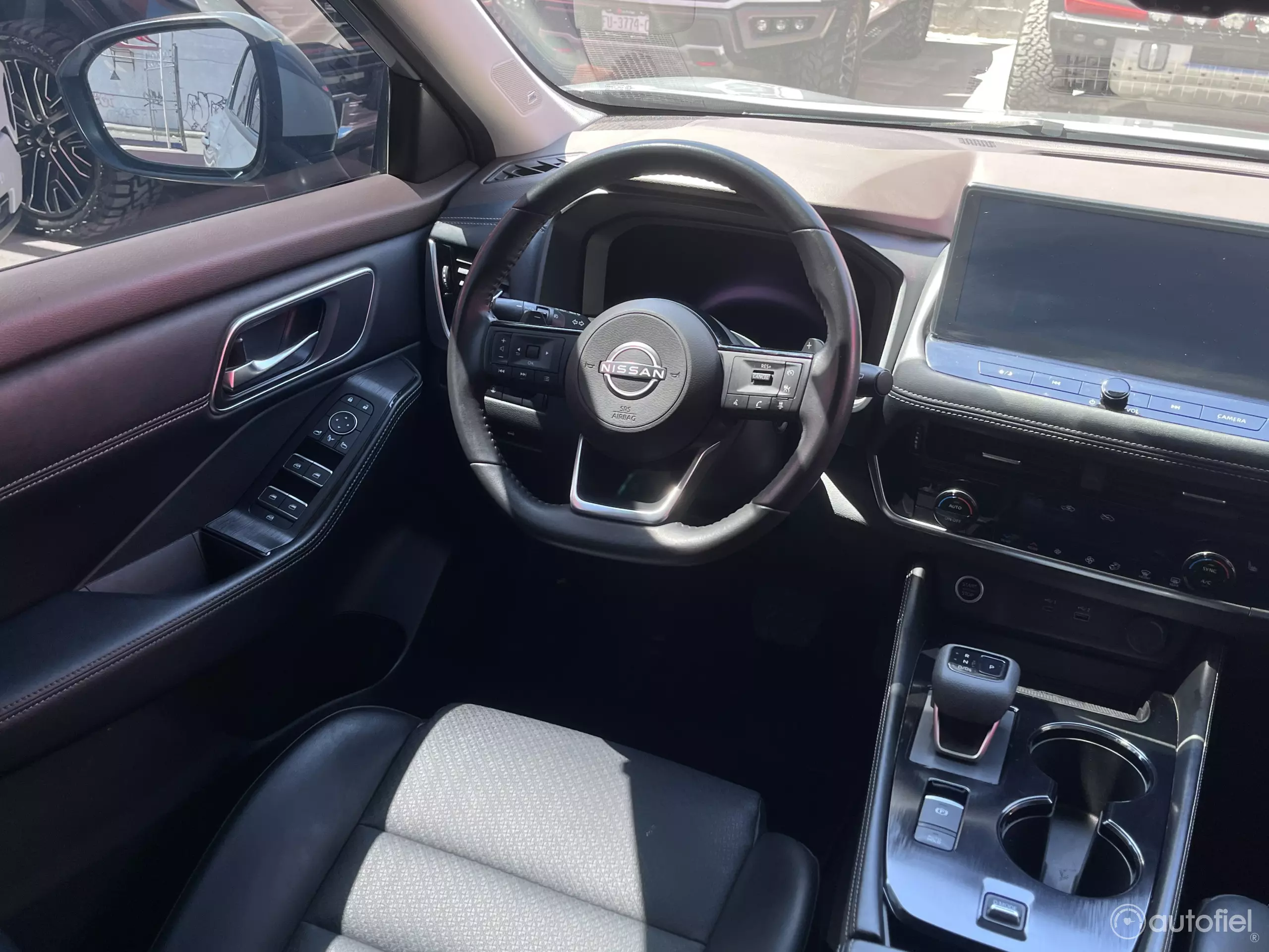 Nissan X-Trail VUD