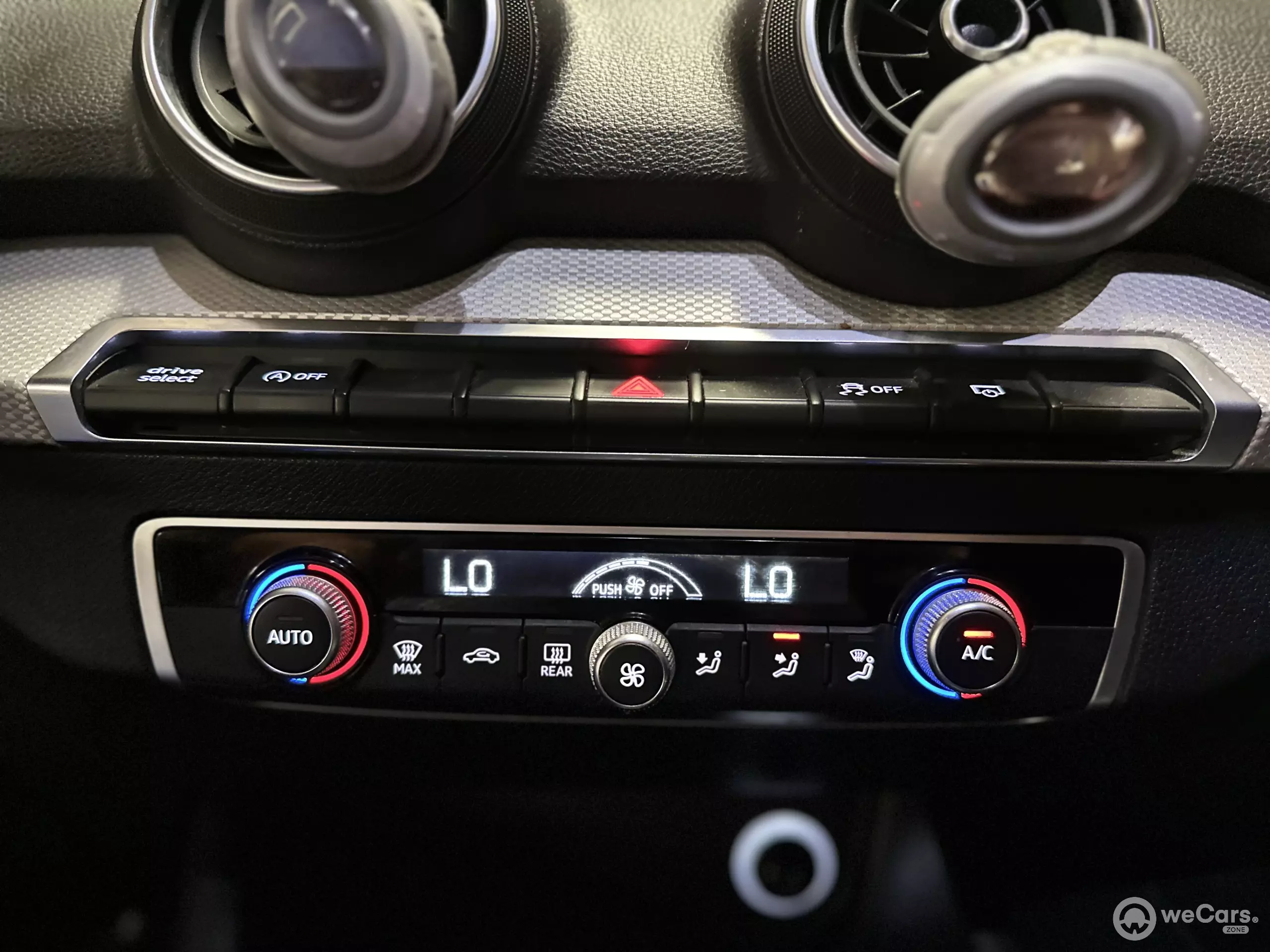 Audi Q2 VUD
