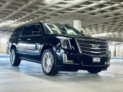 Cadillac Escalade VUD 4x4 2018