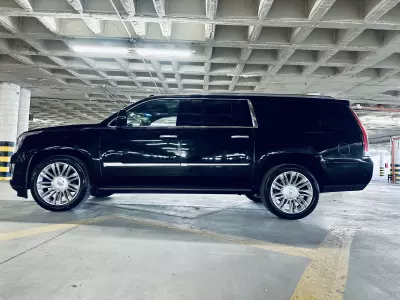 Cadillac Escalade VUD 4x4 2018