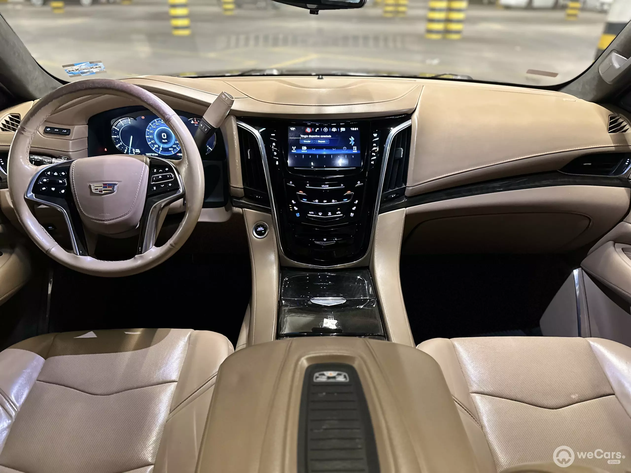 Cadillac Escalade VUD 4x4
