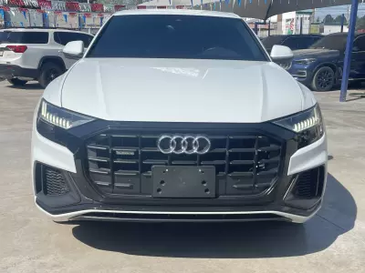 Audi Q8 VUD 2022