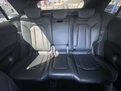 Audi Q8 VUD 2022