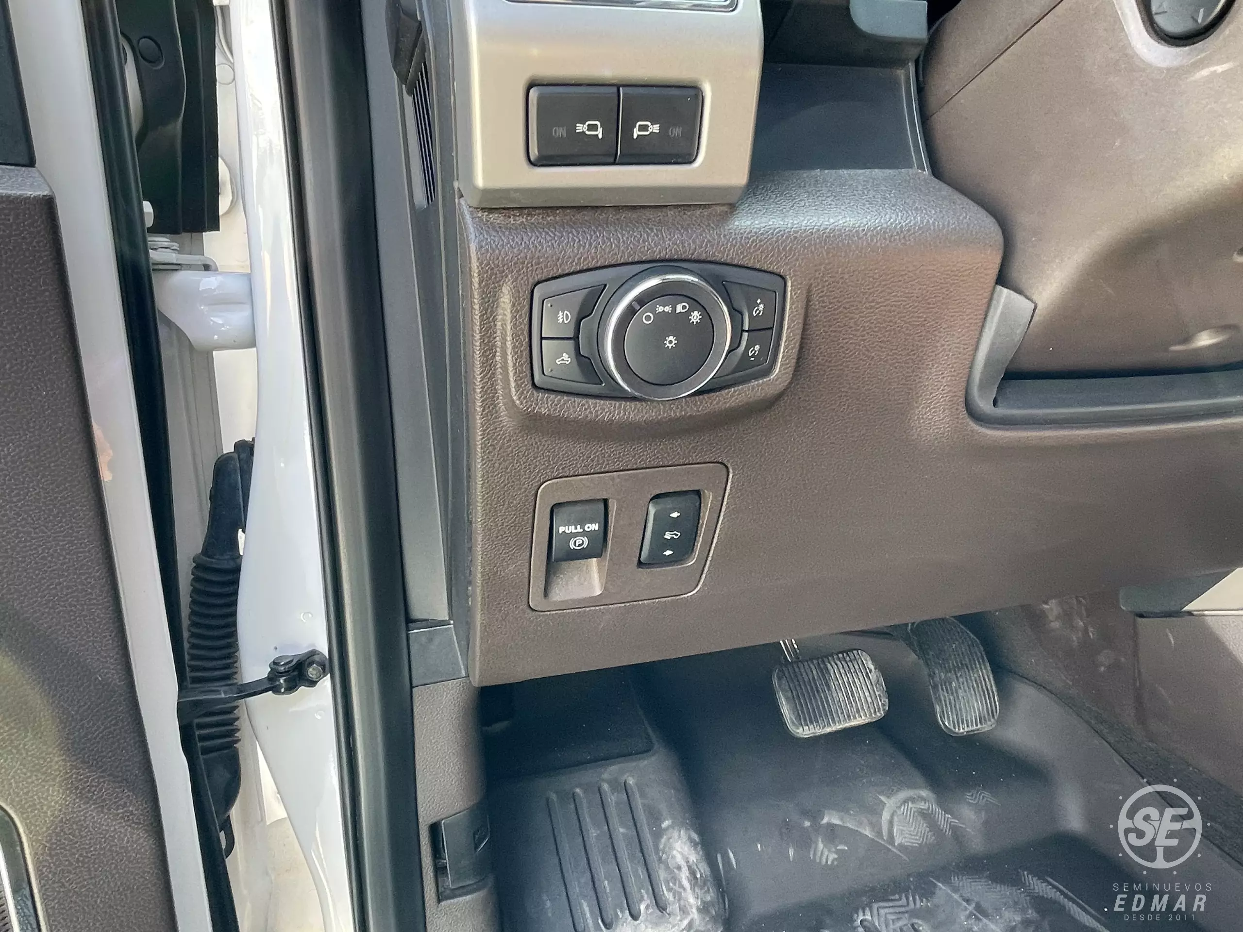 Ford Lobo Pick-Up