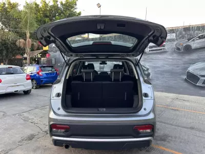 Chevrolet Captiva VUD 2023