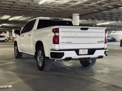 Chevrolet Cheyenne Pick-Up 2021