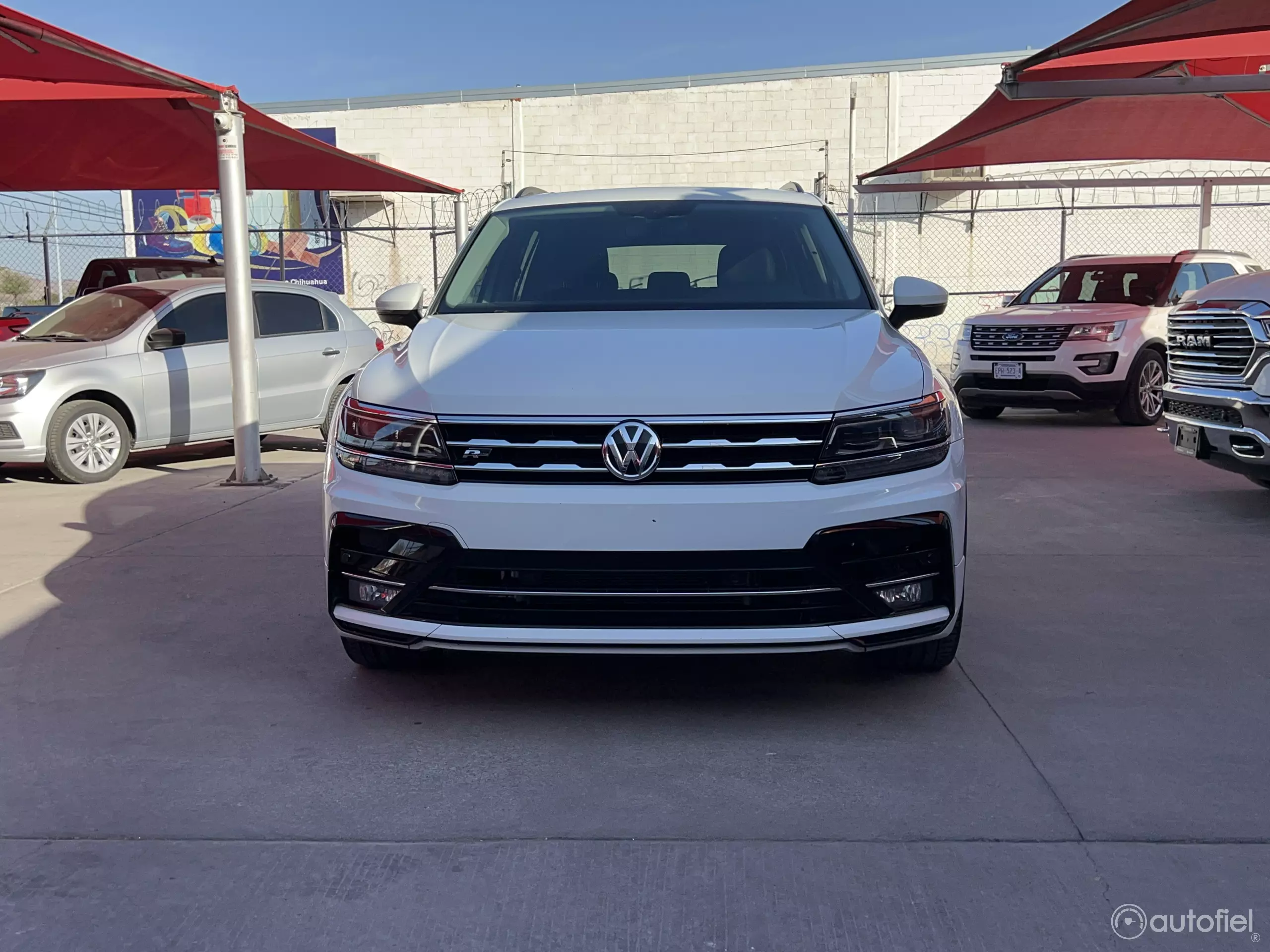 Volkswagen Tiguan VUD
