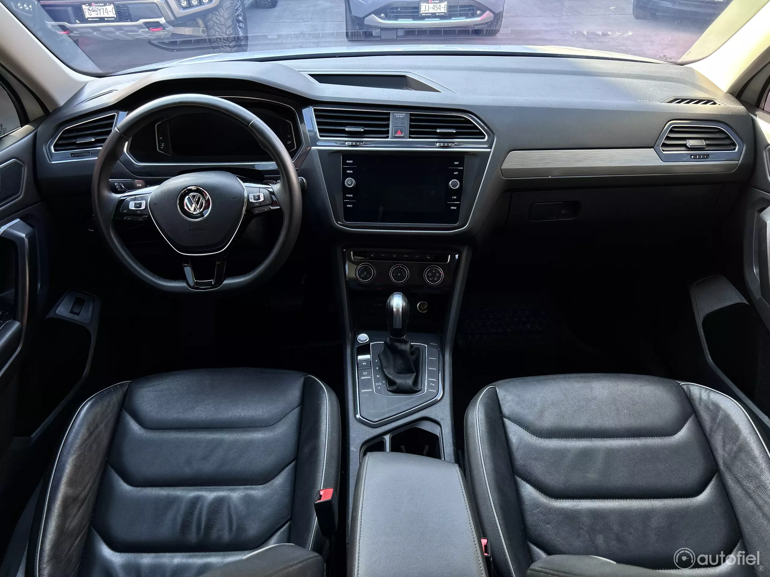 Volkswagen Tiguan VUD