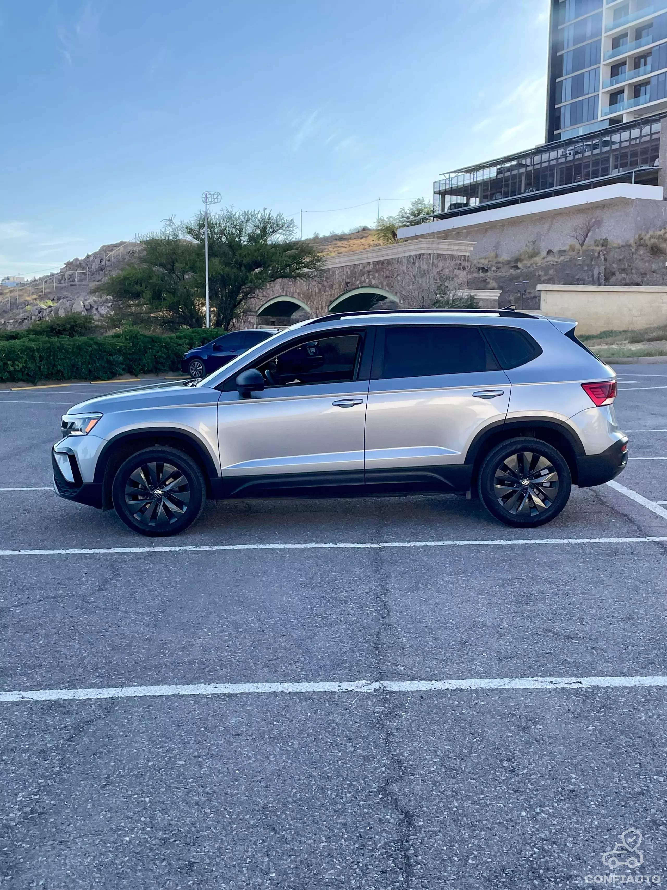 Volkswagen Taos VUD