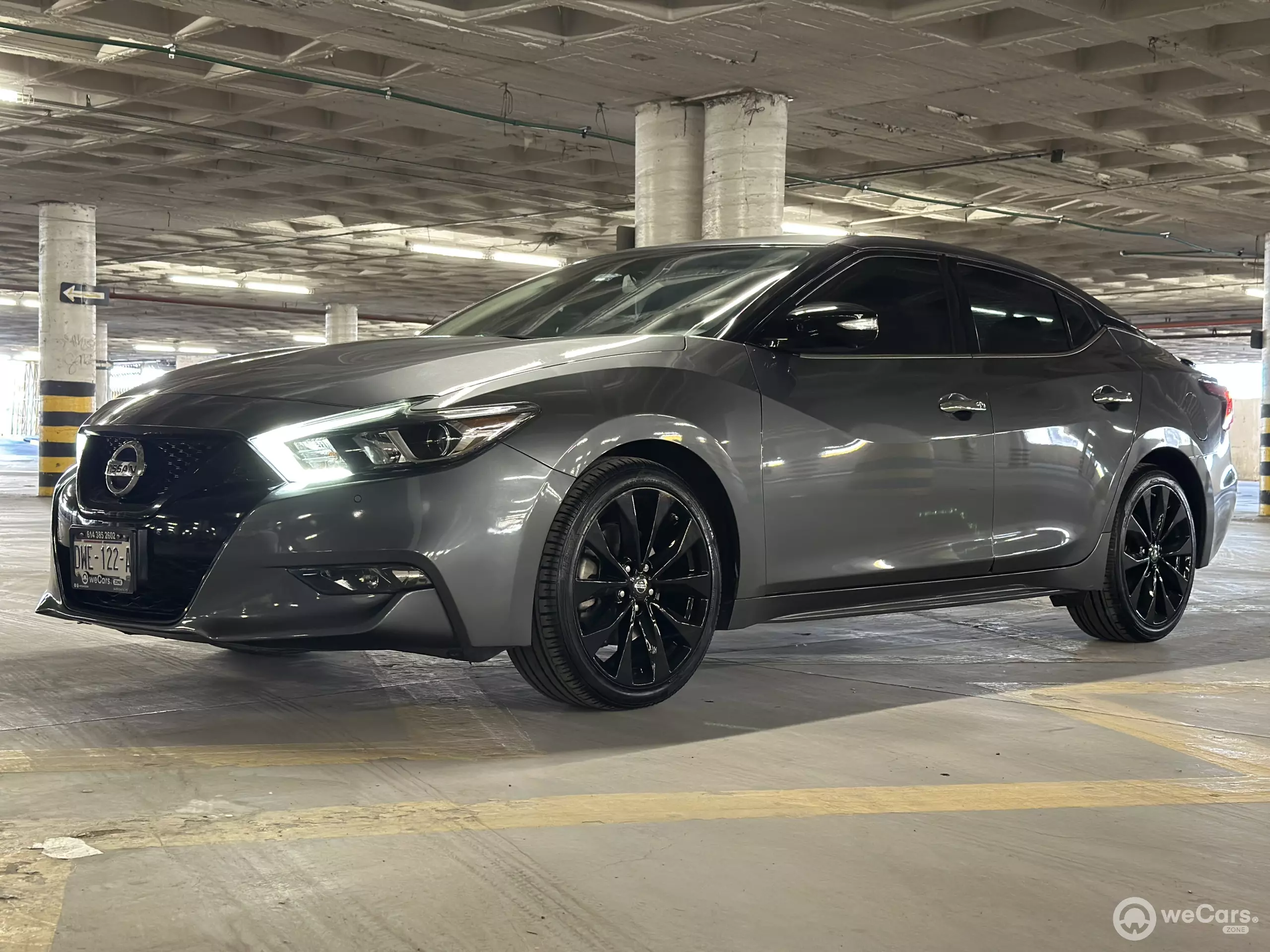 Nissan Maxima