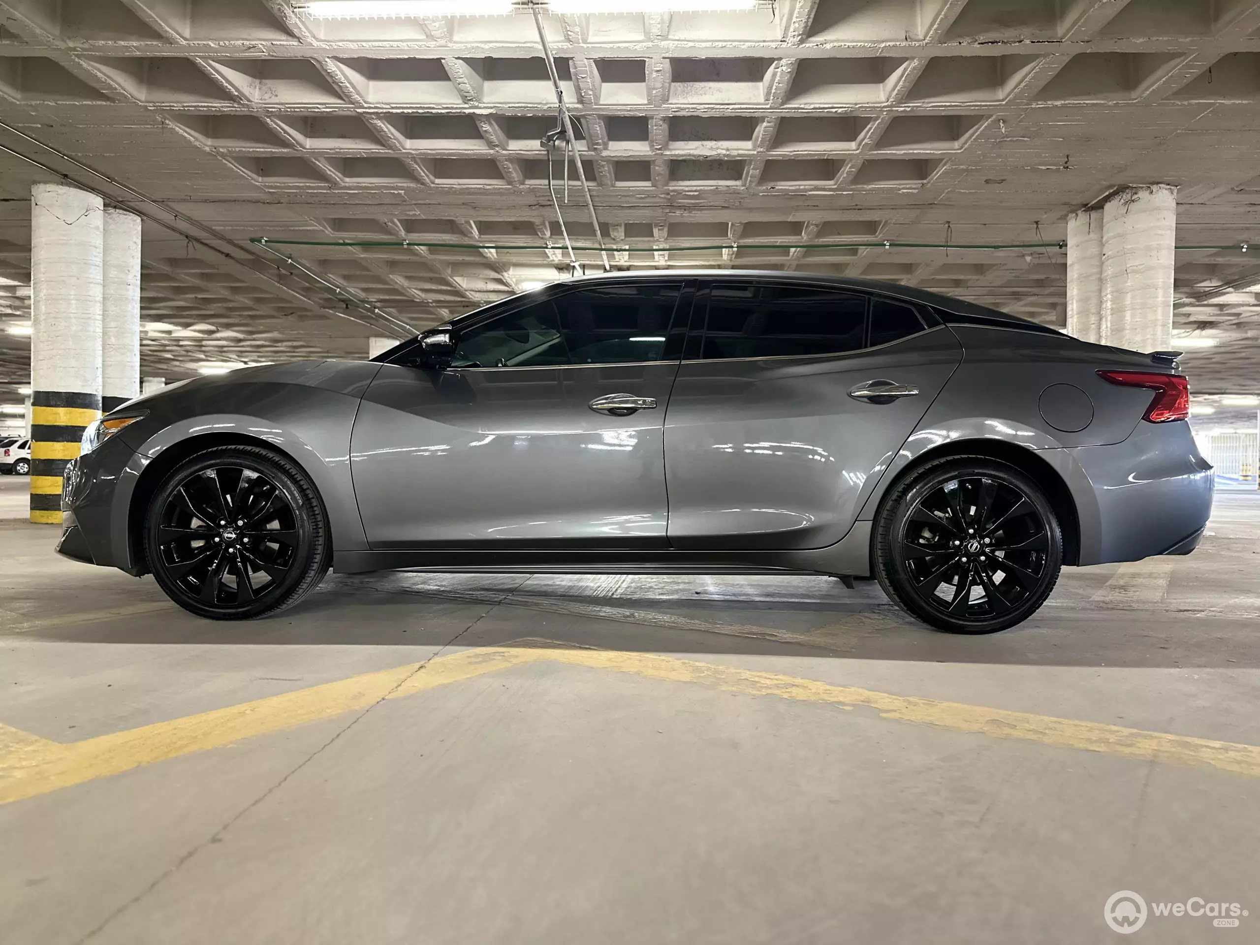 Nissan Maxima