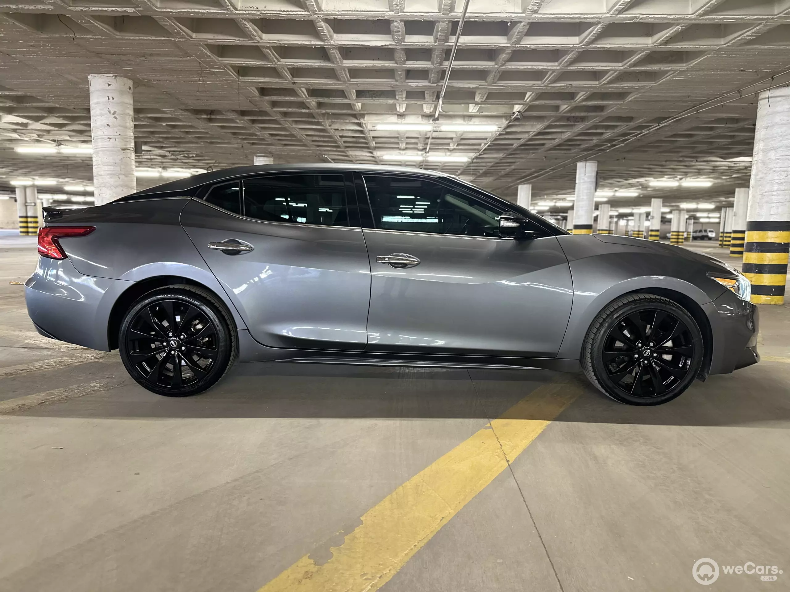 Nissan Maxima