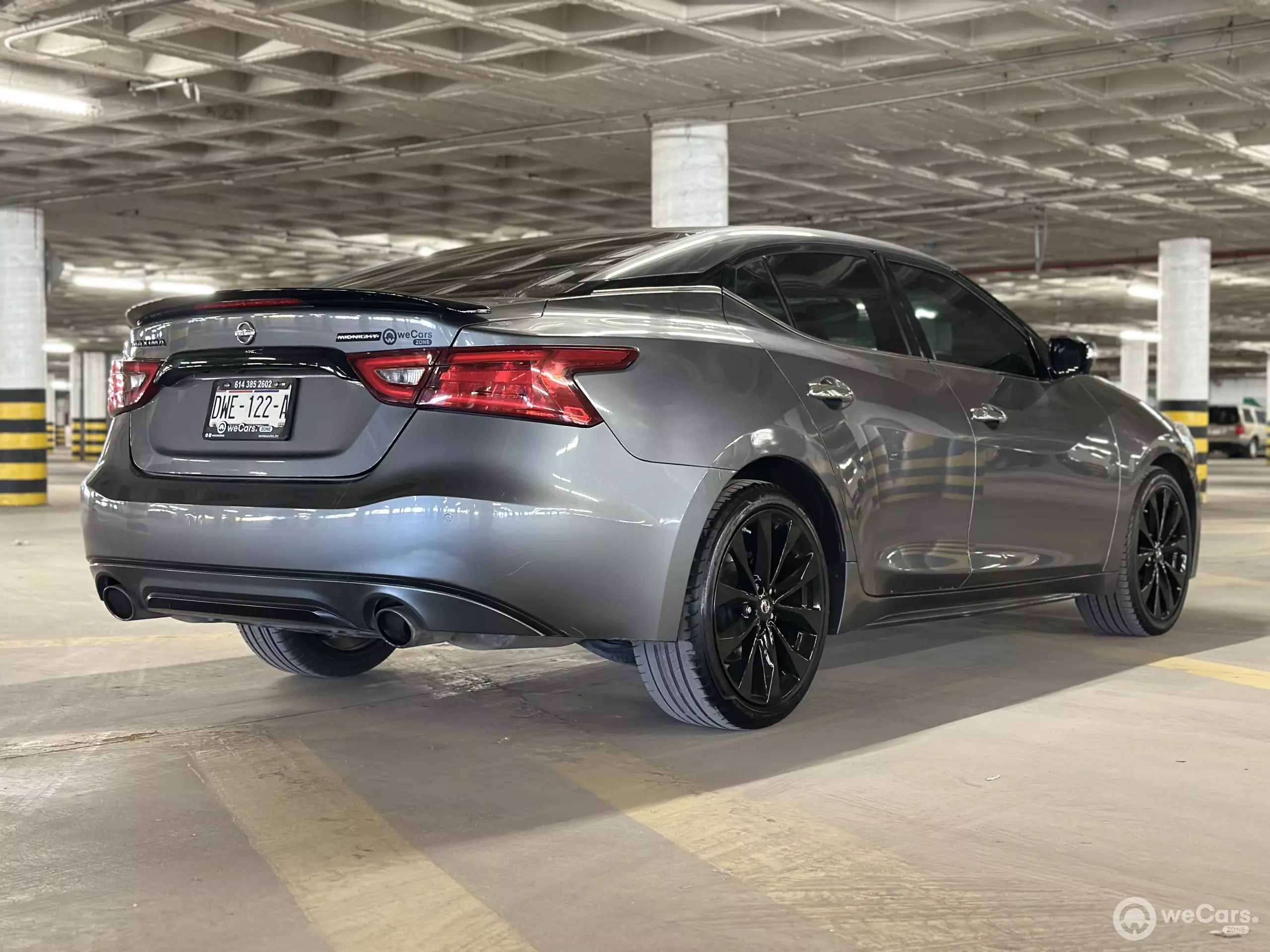 Nissan Maxima