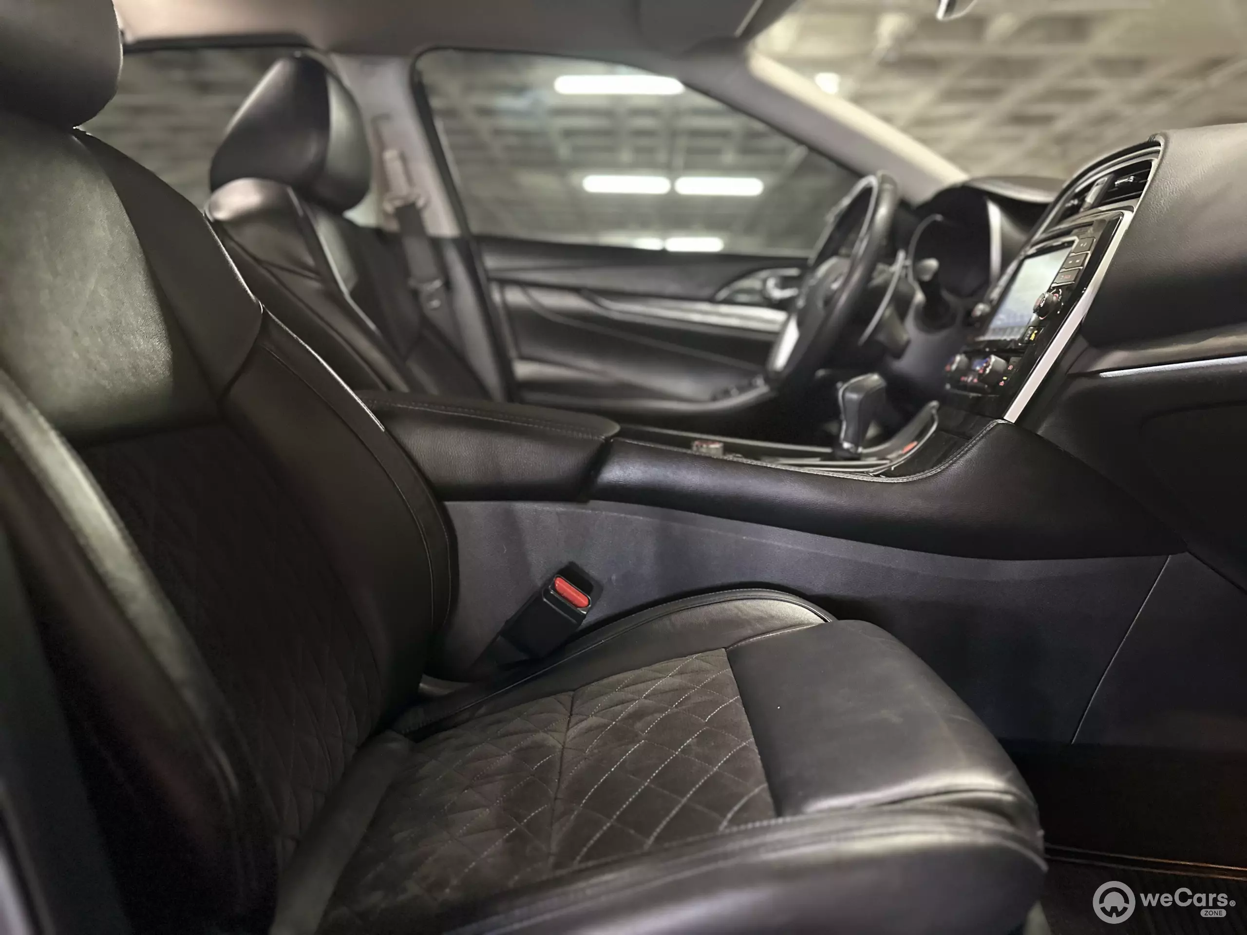 Nissan Maxima