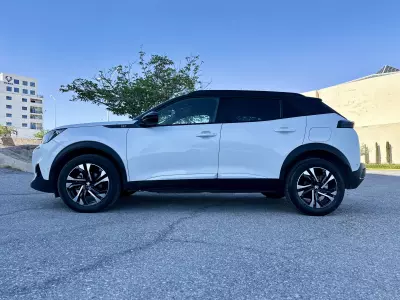 Peugeot 2008 VUD 2022