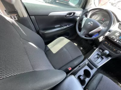 Nissan Sentra 2019
