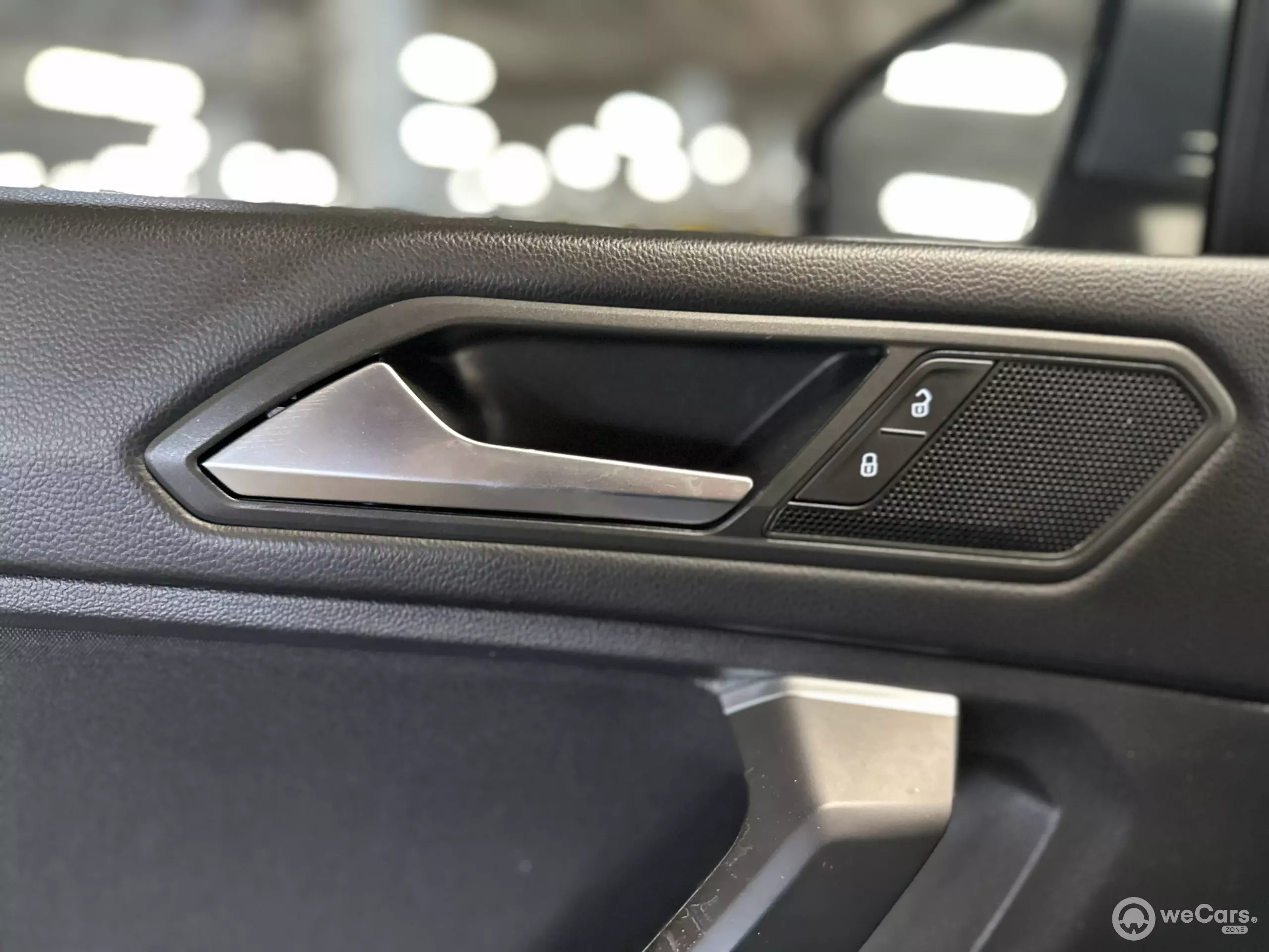 Volkswagen Tiguan VUD
