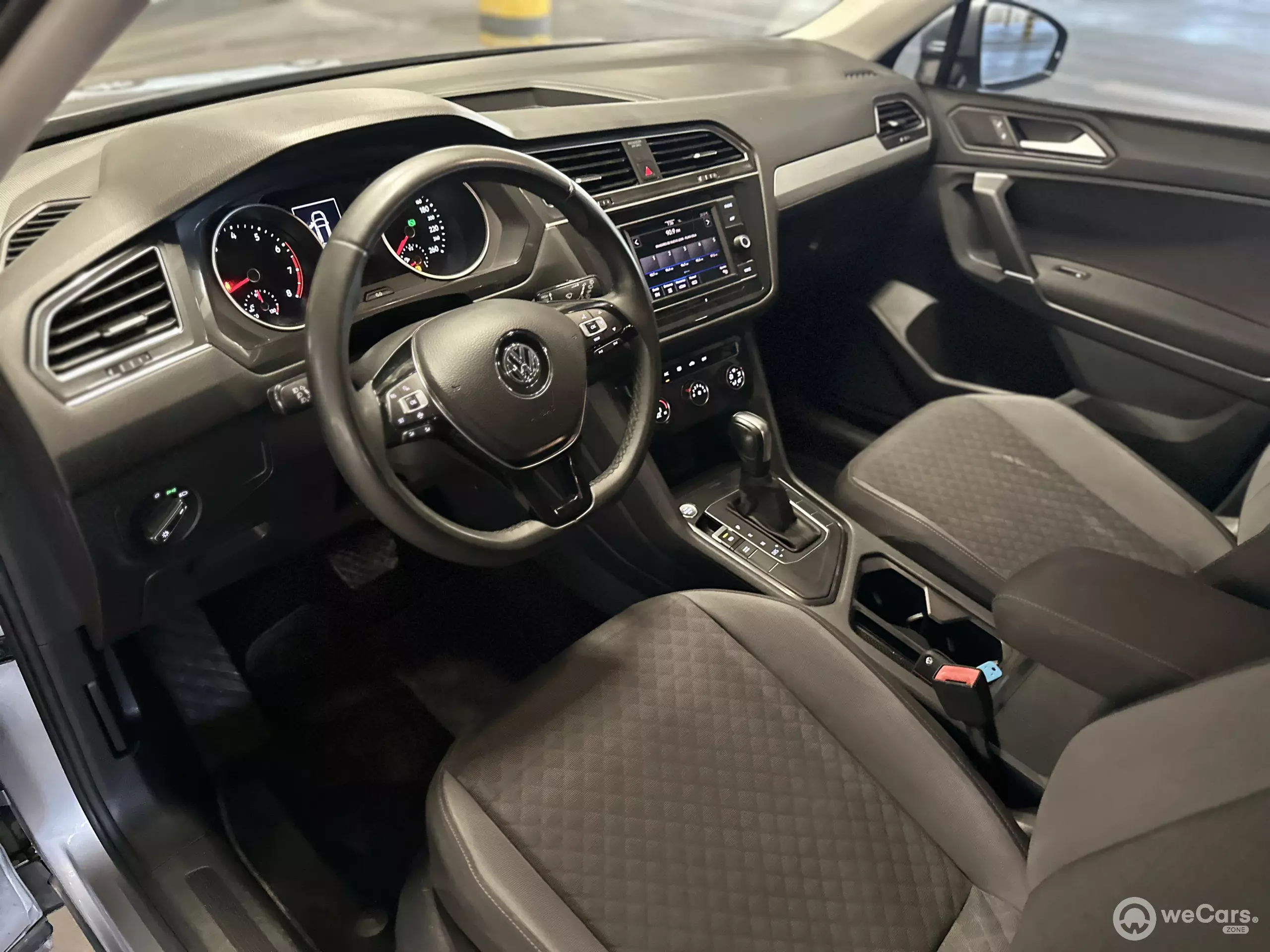 Volkswagen Tiguan VUD