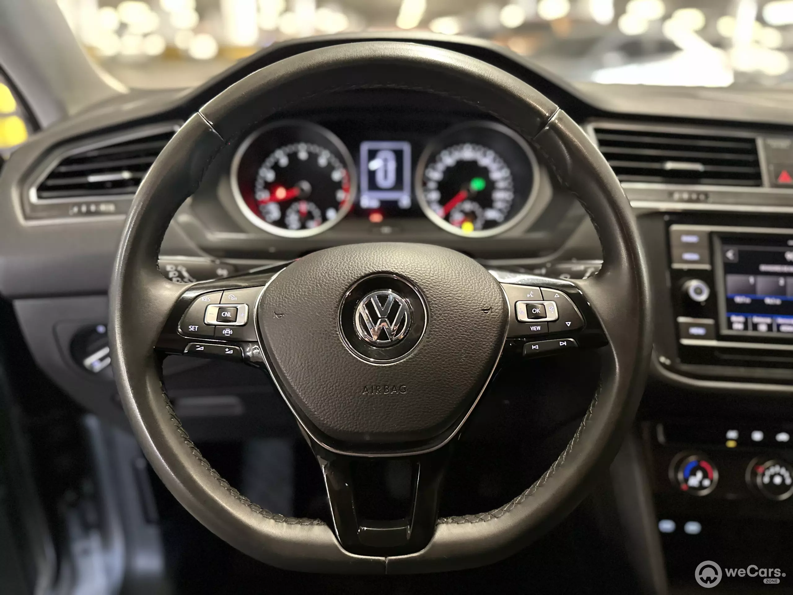 Volkswagen Tiguan VUD