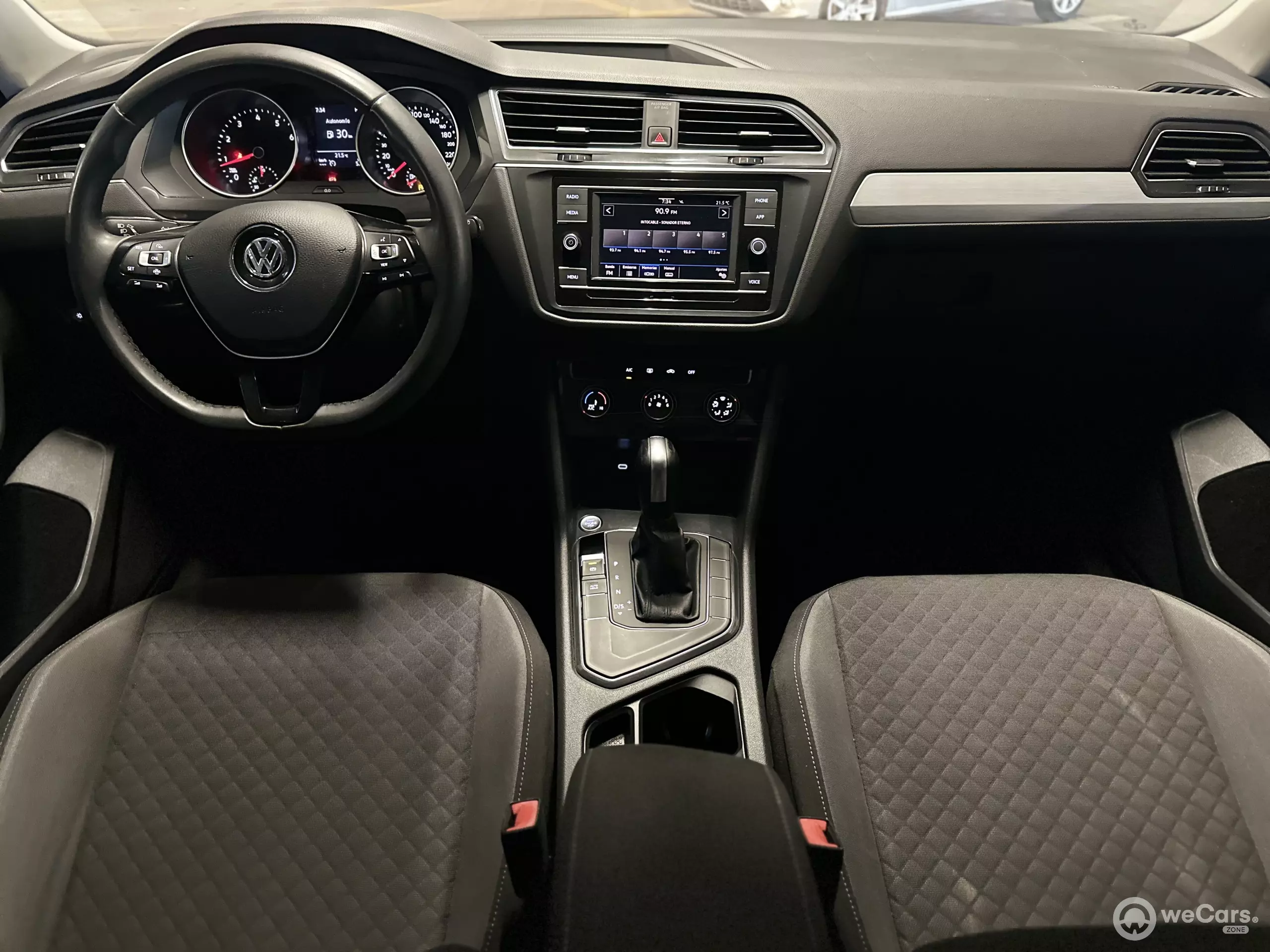 Volkswagen Tiguan VUD