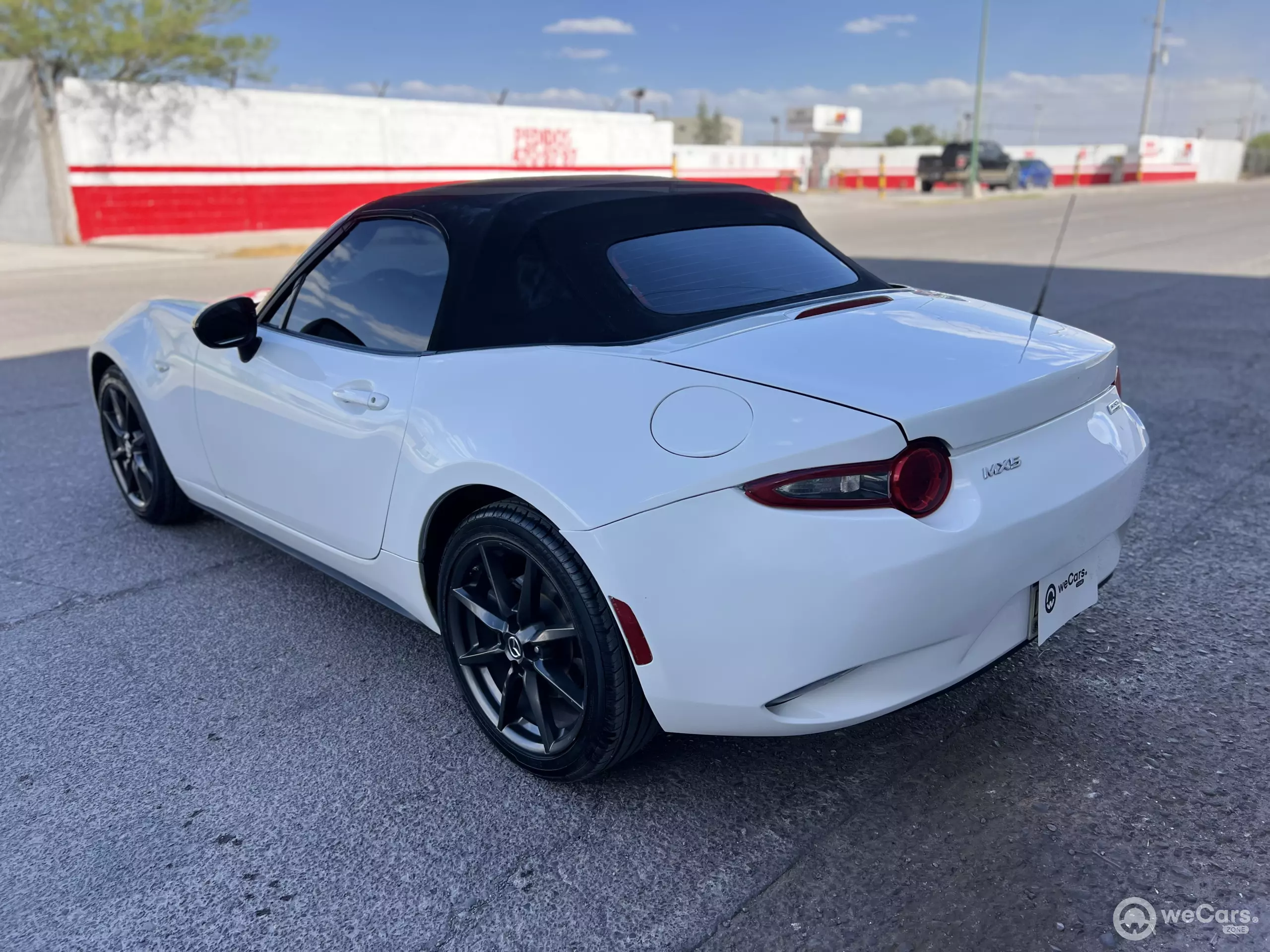 Mazda MX-5