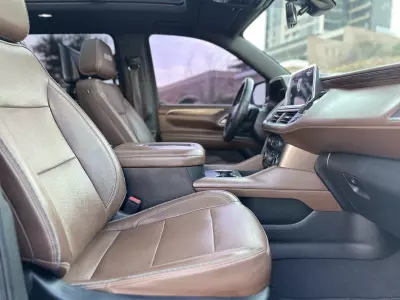 Chevrolet Suburban VUD 2022