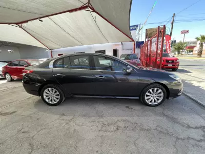 Renault Safrane 2014